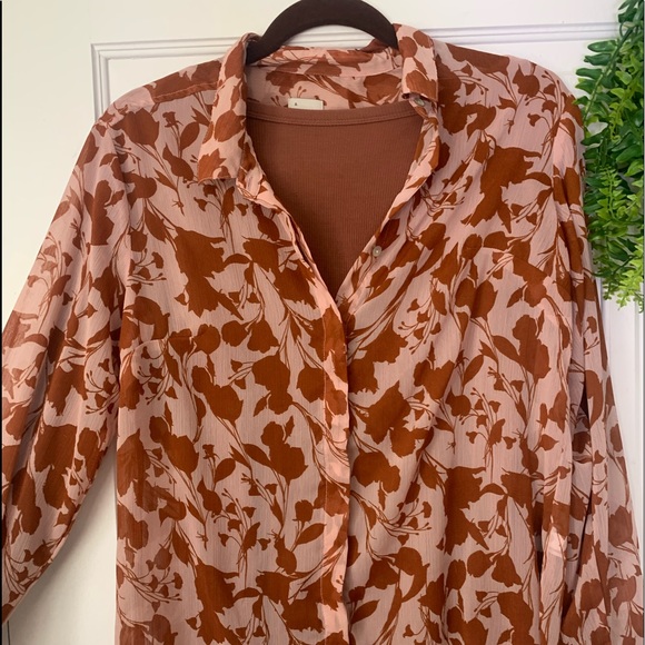 Blouse - Picture 5 of 10